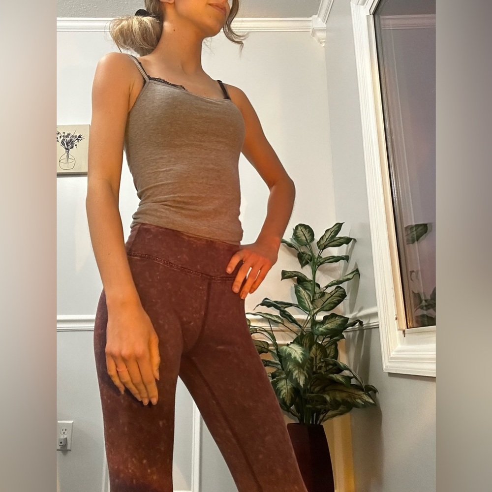 BOOTY POPPIN LEGGINGS